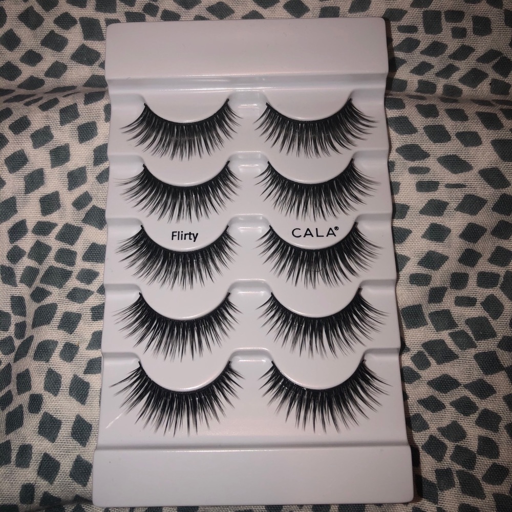 Cala Volt Lashes